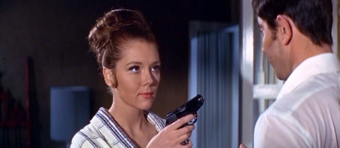 Au Service De Sa Majesté James Bond Critique d'Au Service Secret de sa Majesté : le Bond oublié